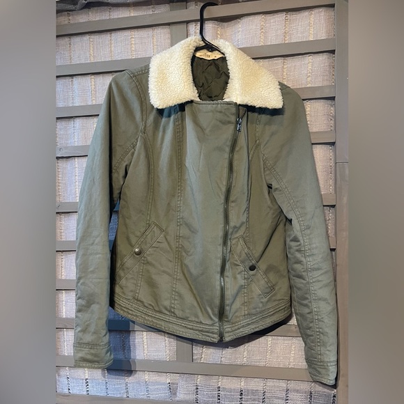HOLLISTER Malaga Beach Sherpa Collar Moto women’s zip Bomber Jacket M Army Green - Picture 1 of 9